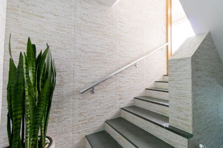 Casa para alugar com 75m², 1 quarto e 1 vagaEscadas
