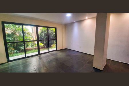Apartamento para alugar com 53m², 2 quartos e 1 vagaÁrea comum - Salão de festas