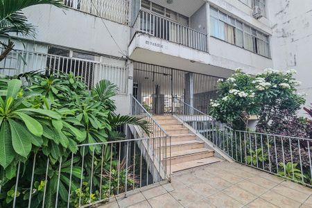 Apartamento para alugar com 115m², 3 quartos e 1 vagaFachada e portaria