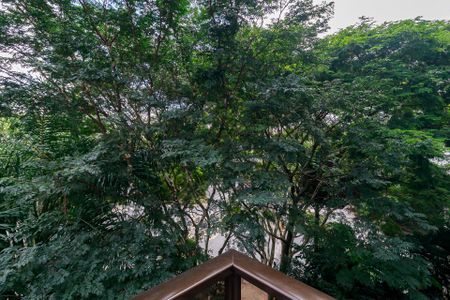 Apartamento para alugar com 190m², 3 quartos e 3 vagas Apartamento para alugar com 190m², 3 quartos e 3 vagasVista da Suíte