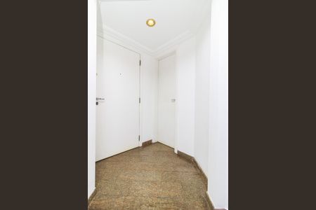 Apartamento para alugar com 190m², 3 quartos e 3 vagas Apartamento para alugar com 190m², 3 quartos e 3 vagasSala