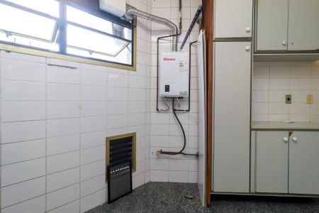 Apartamento para alugar com 190m², 3 quartos e 3 vagas Apartamento para alugar com 190m², 3 quartos e 3 vagasÁrea de Serviço