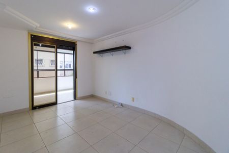 Apartamento para alugar com 190m², 3 quartos e 3 vagas Apartamento para alugar com 190m², 3 quartos e 3 vagasSala
