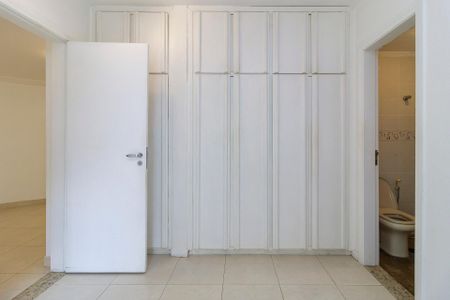 Apartamento para alugar com 190m², 3 quartos e 3 vagas Apartamento para alugar com 190m², 3 quartos e 3 vagasSuíte 3