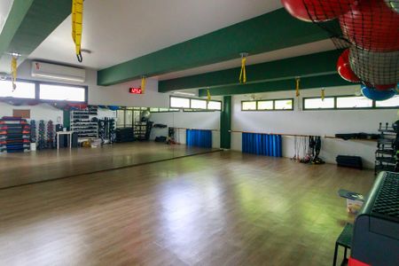 Apartamento para alugar com 190m², 3 quartos e 3 vagas Apartamento para alugar com 190m², 3 quartos e 3 vagasÁrea Comum - Academia