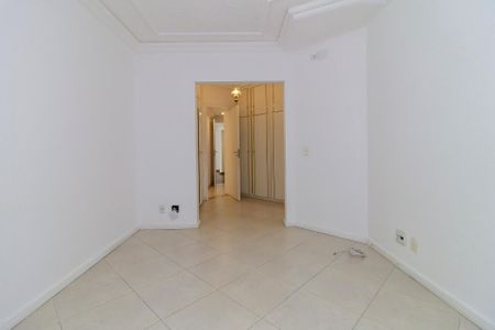 Apartamento para alugar com 190m², 3 quartos e 3 vagas Apartamento para alugar com 190m², 3 quartos e 3 vagasSuíte 1