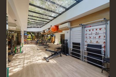 Apartamento para alugar com 190m², 3 quartos e 3 vagas Apartamento para alugar com 190m², 3 quartos e 3 vagasÁrea Comum - Academia
