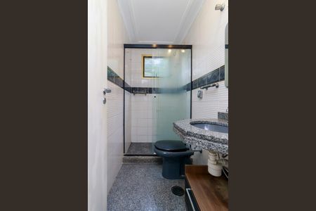 Apartamento para alugar com 190m², 3 quartos e 3 vagas Apartamento para alugar com 190m², 3 quartos e 3 vagasBanheiro da Suíte 2