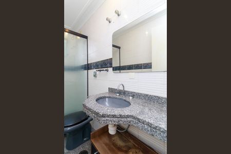 Apartamento para alugar com 190m², 3 quartos e 3 vagas Apartamento para alugar com 190m², 3 quartos e 3 vagasBanheiro da Suíte 2