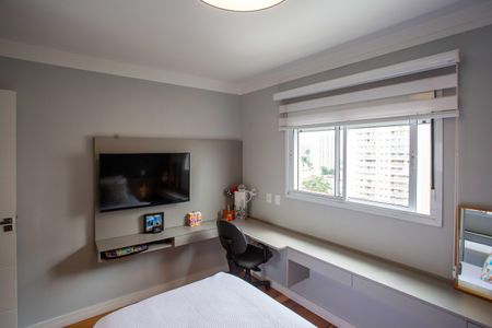 Apartamento à venda com 113m², 3 quartos e 3 vagasQuarto 2