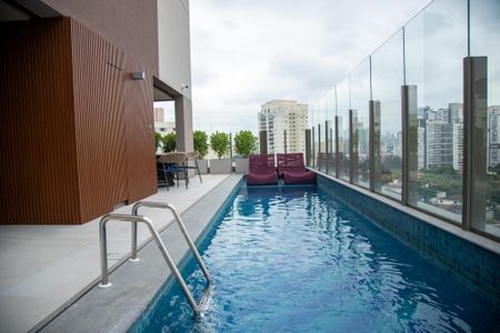 Studio para alugar com 26m², 1 quarto e sem vaga Studio para alugar com 26m², 1 quarto e sem vagaÁrea comum - Piscina