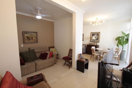 Apartamento para alugar com 320m², 5 quartos e 2 vagasSala de Estar