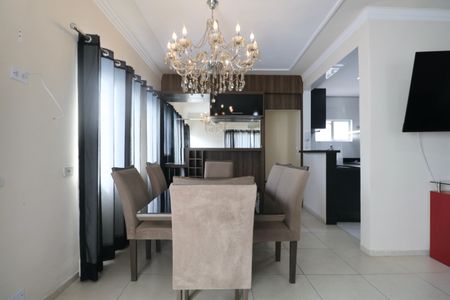 Apartamento para alugar com 234m², 3 quartos e 2 vagasSala