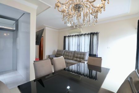 Apartamento para alugar com 234m², 3 quartos e 2 vagasSala