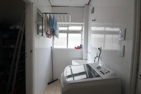 Apartamento para alugar com 234m², 3 quartos e 2 vagasÁrea de Serviço