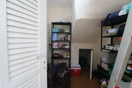 Apartamento para alugar com 234m², 3 quartos e 2 vagasQuarto de Serviço
