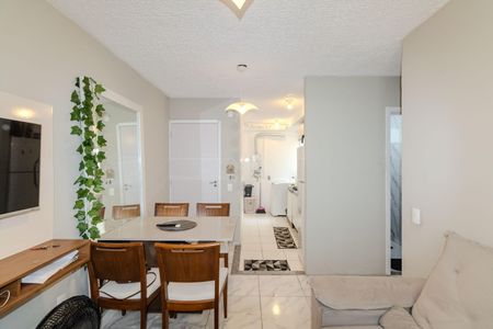 Apartamento para alugar com 47m², 2 quartos e 1 vaga Apartamento para alugar com 47m², 2 quartos e 1 vagaSala