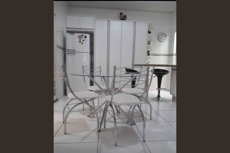 Casa à venda com 110m², 4 quartos e 3 vagas Casa à venda com 110m², 4 quartos e 3 vagasFoto 10