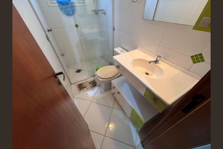 Casa para alugar com 100m², 3 quartos e 2 vagasBanheiro da Suíte