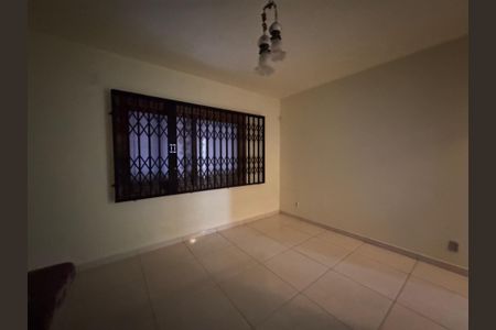 Casa para alugar com 100m², 3 quartos e 2 vagasQuarto 2