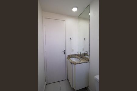 Apartamento para alugar com 54m², 2 quartos e 1 vaga Apartamento para alugar com 54m², 2 quartos e 1 vagaBanheiro