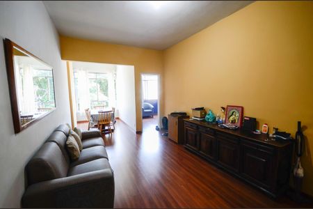 Apartamento à venda com 97m², 3 quartos e 1 vagaSala