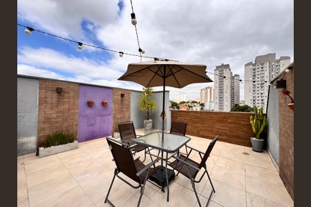 Apartamento à venda com 108m², 2 quartos e 2 vagasCobertura