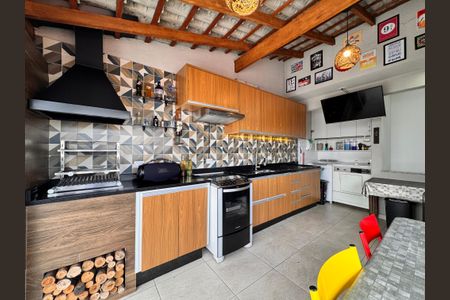 Apartamento à venda com 108m², 2 quartos e 2 vagasCobertura