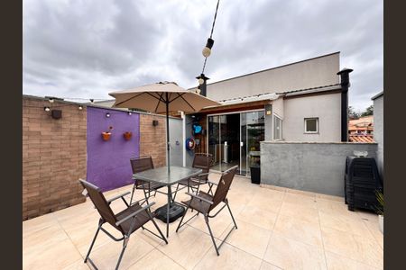 Apartamento à venda com 108m², 2 quartos e 2 vagasCobertura