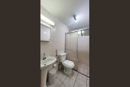 Apartamento à venda com 77m², 3 quartos e 1 vaga Apartamento à venda com 77m², 3 quartos e 1 vagaBanheiro Social