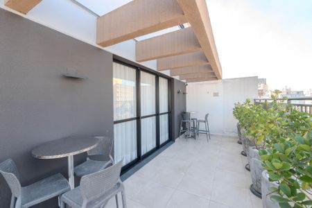 Apartamento à venda com 22m², 1 quarto e 1 vaga Apartamento à venda com 22m², 1 quarto e 1 vagaÁrea gourmet