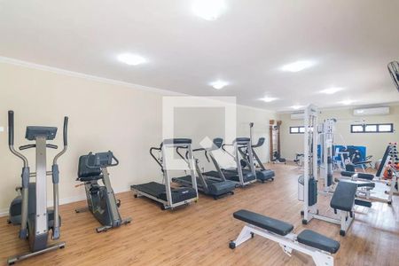 Apartamento à venda com 212m², 4 quartos e 3 vagas Apartamento à venda com 212m², 4 quartos e 3 vagasÁrea comum - Academia