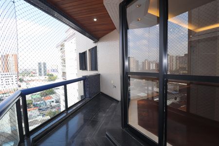 Apartamento à venda com 212m², 4 quartos e 3 vagasVaranda Sala