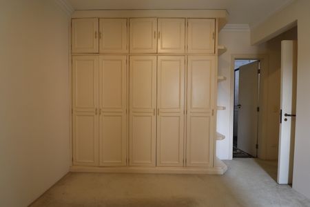 Apartamento à venda com 212m², 4 quartos e 3 vagasQuarto 1 suíte