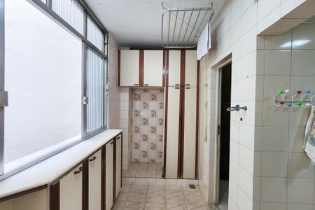 Apartamento à venda com 140m², 4 quartos e 1 vagaÁrea de Serviço