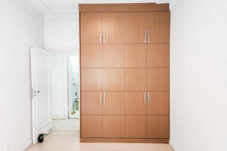 Apartamento à venda com 140m², 4 quartos e 1 vagaQuarto 2