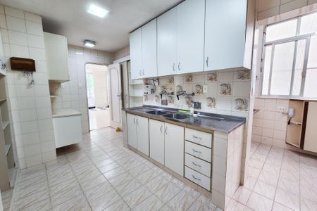 Apartamento à venda com 140m², 4 quartos e 1 vagaCozinha 