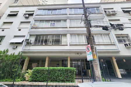 Apartamento à venda com 140m², 4 quartos e 1 vagaFachada