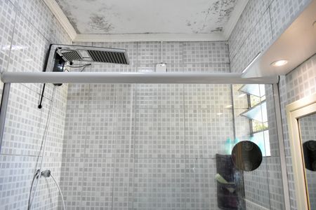 Casa para alugar com 140m², 4 quartos e 2 vagasBanheiro da Suíte
