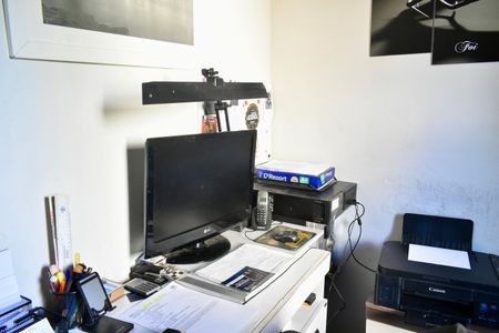 Casa para alugar com 140m², 4 quartos e 2 vagasEscritório