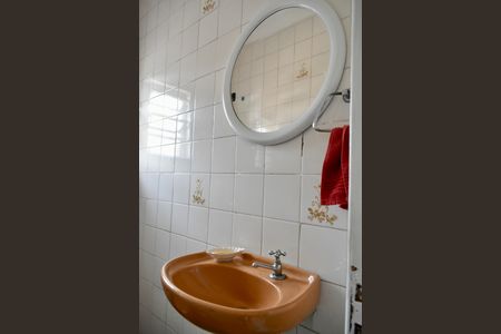 Casa para alugar com 140m², 4 quartos e 2 vagasBanheiro Social 1