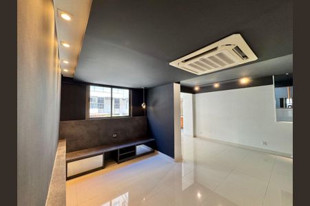 Apartamento à venda com 80m², 2 quartos e 1 vagaSala