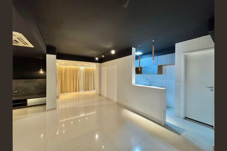 Apartamento à venda com 80m², 2 quartos e 1 vagaSala