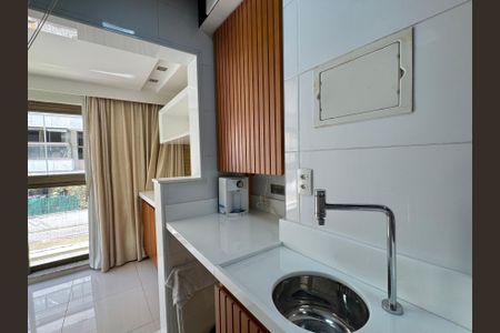 Apartamento à venda com 80m², 2 quartos e 1 vagaCozinha e Área de Serviço