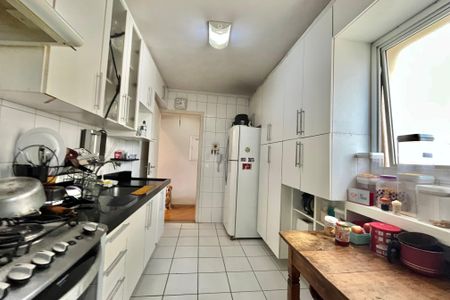 Apartamento à venda com 95m², 3 quartos e 2 vagasCozinha