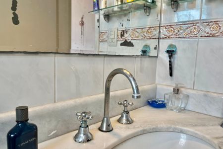 Apartamento à venda com 95m², 3 quartos e 2 vagasBanheiro Corredor