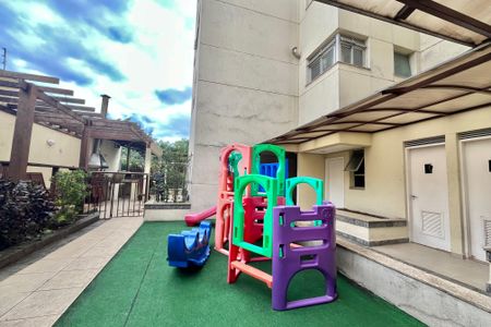 Apartamento à venda com 95m², 3 quartos e 2 vagasÁrea comum - Playground