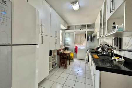 Apartamento à venda com 95m², 3 quartos e 2 vagasCozinha