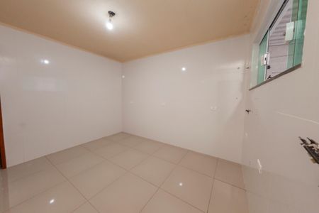 Casa para alugar com 70m², 2 quartos e 2 vagasCozinha