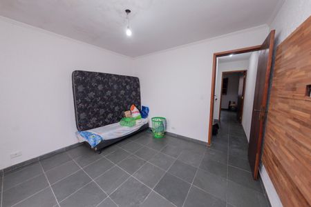 Casa para alugar com 70m², 2 quartos e 2 vagasQuarto 1